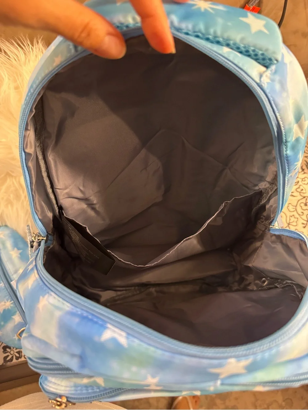 Sky Blue Star Print Women's Backpack with Heart Zipper Pulls